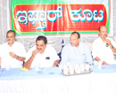 Bantwal: Minister Ramanath takes part in Iftar Meet